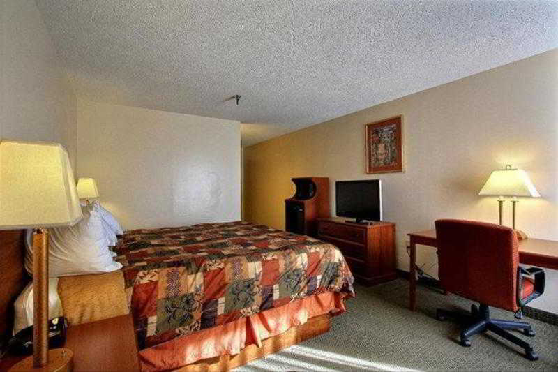 Days Inn & Suites By Wyndham Mt Pleasant Mount Pleasant Rom bilde