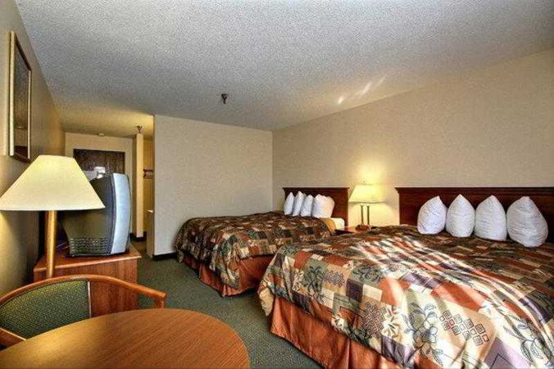 Days Inn & Suites By Wyndham Mt Pleasant Mount Pleasant Rom bilde