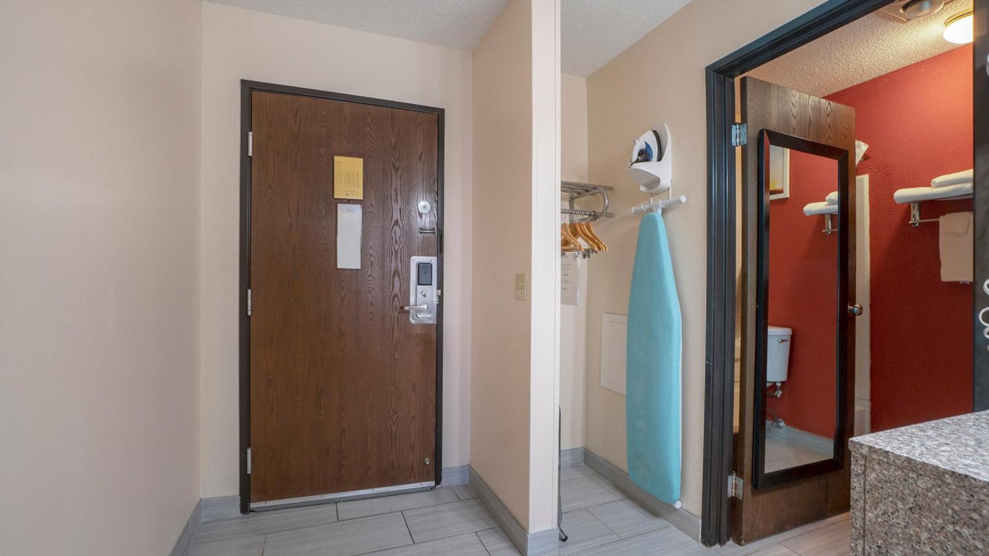 Days Inn & Suites By Wyndham Mt Pleasant Mount Pleasant Eksteriør bilde