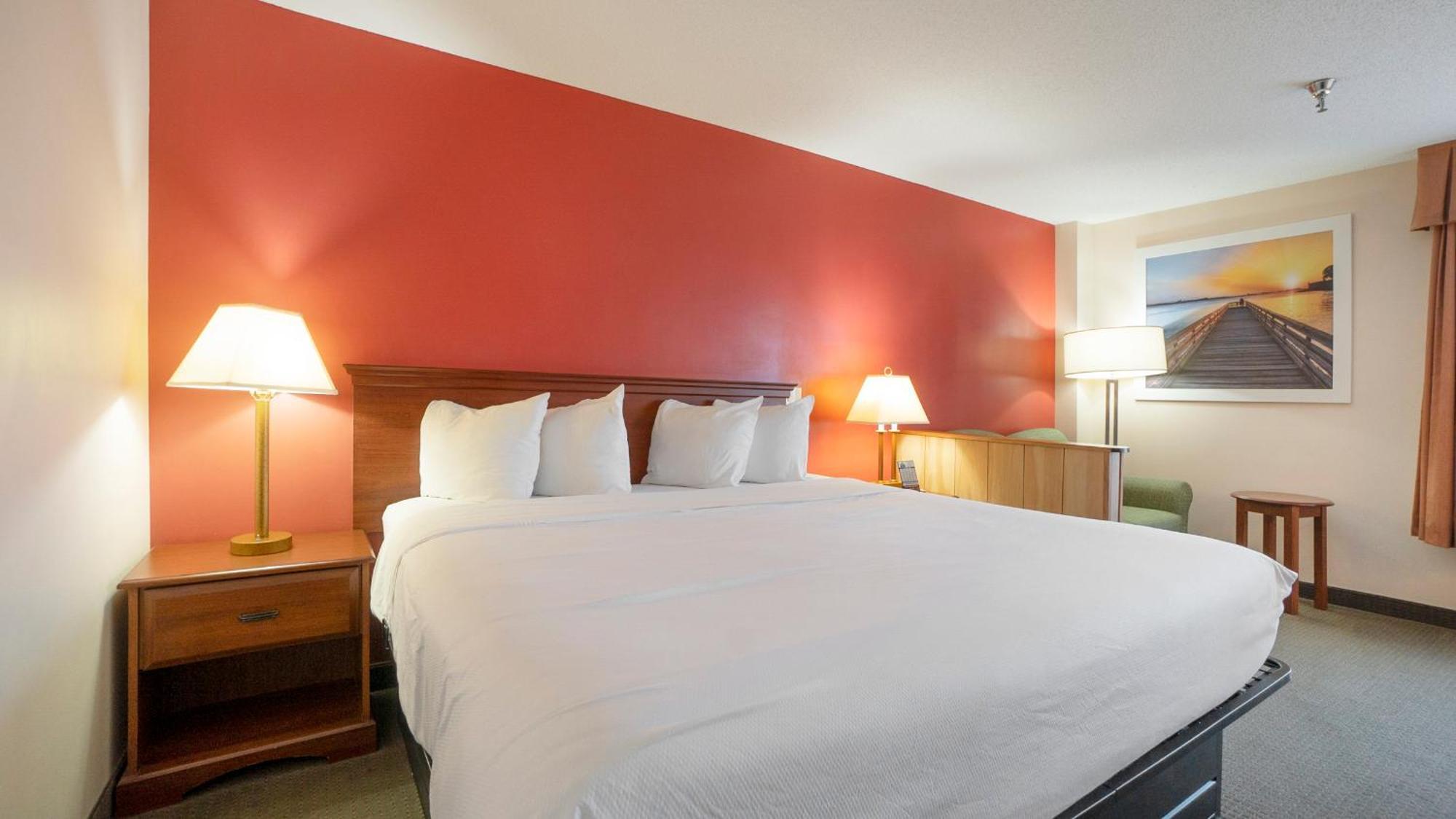 Days Inn & Suites By Wyndham Mt Pleasant Mount Pleasant Eksteriør bilde