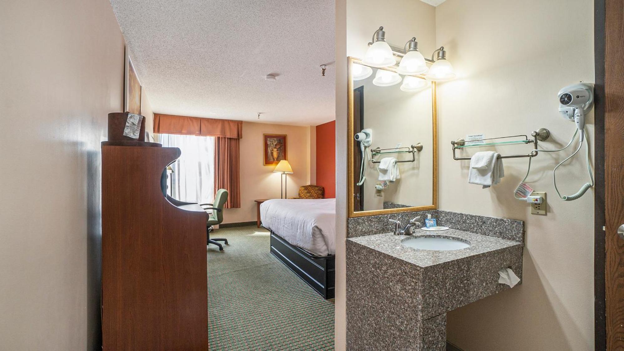 Days Inn & Suites By Wyndham Mt Pleasant Mount Pleasant Eksteriør bilde