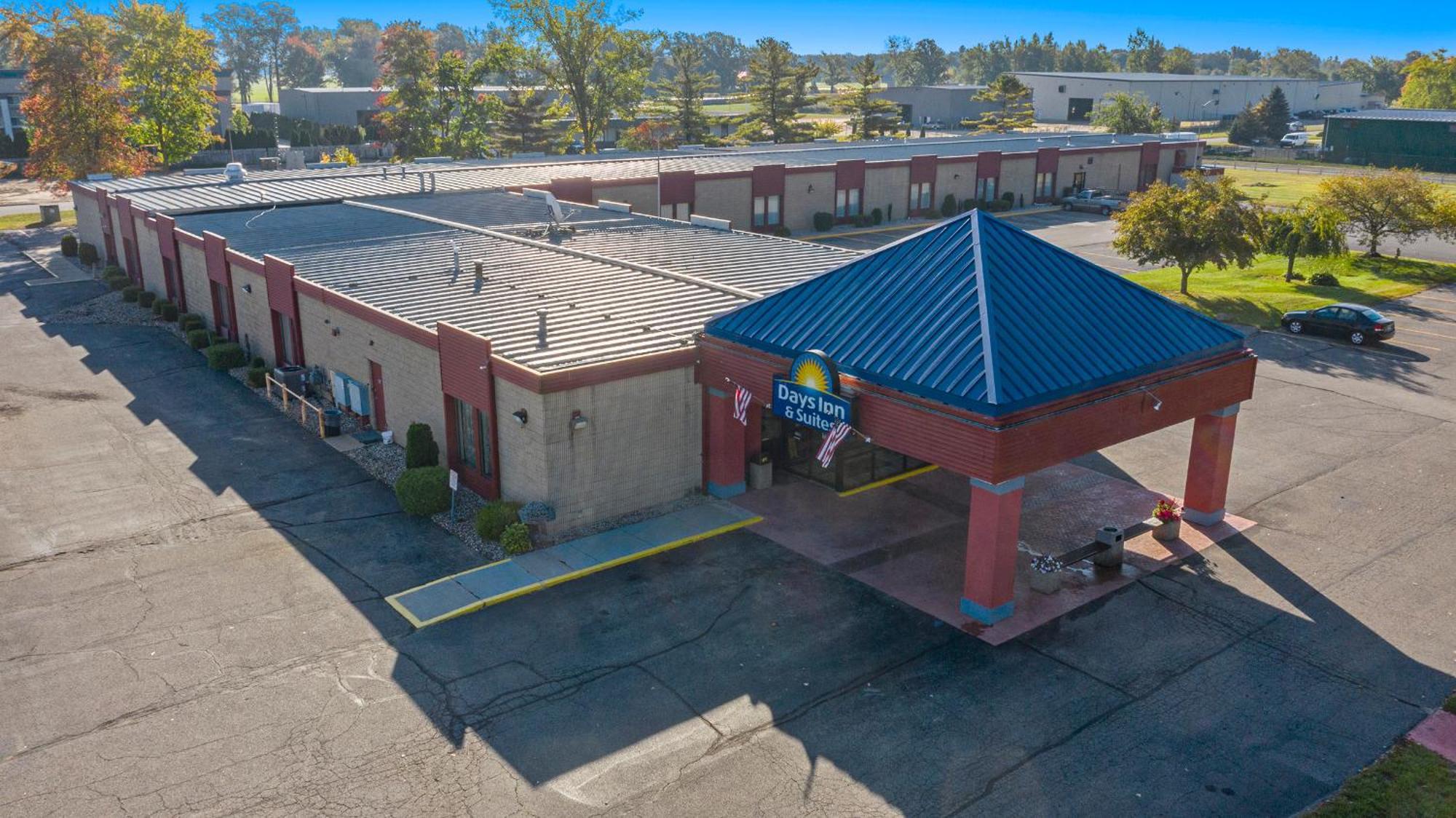 Days Inn & Suites By Wyndham Mt Pleasant Mount Pleasant Eksteriør bilde