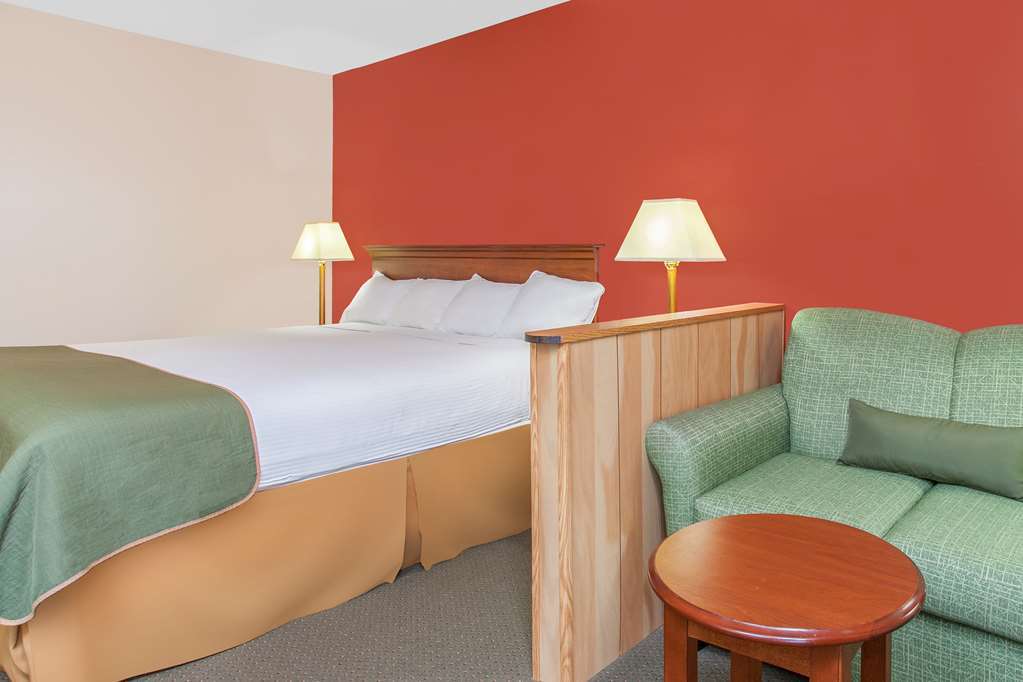 Days Inn & Suites By Wyndham Mt Pleasant Mount Pleasant Rom bilde