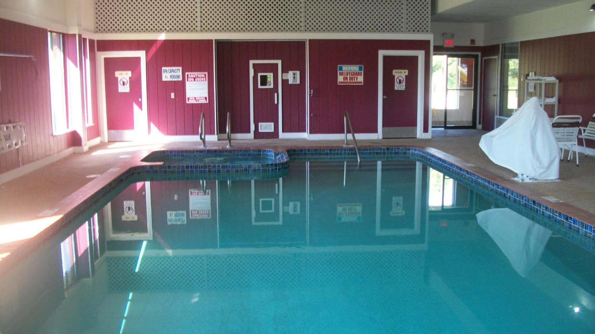 Days Inn & Suites By Wyndham Mt Pleasant Mount Pleasant Eksteriør bilde